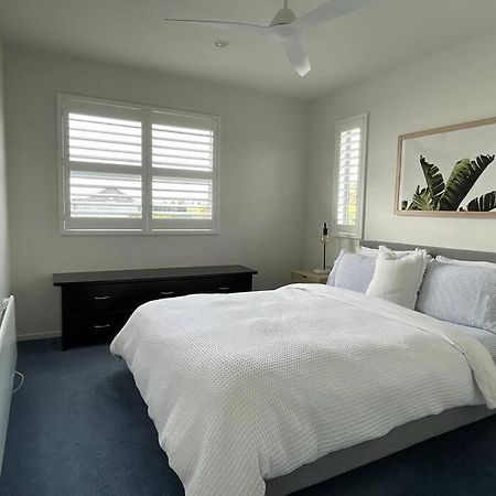 The Blue Beach House Mangawhai Exterior foto