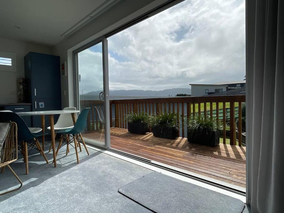 The Blue Beach House Mangawhai Exterior foto