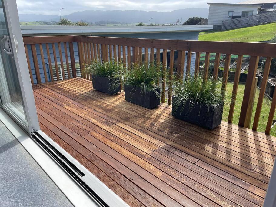 The Blue Beach House Mangawhai Exterior foto